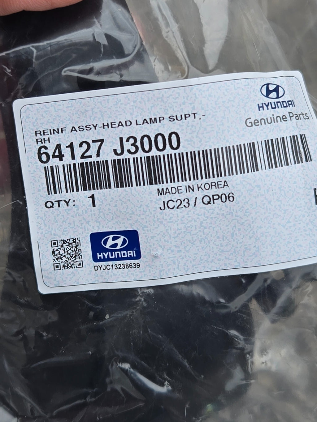 2019-2022 Hyundai 64127-J3000 Reinforcement Assembly-Head Lamp Support RH NEW