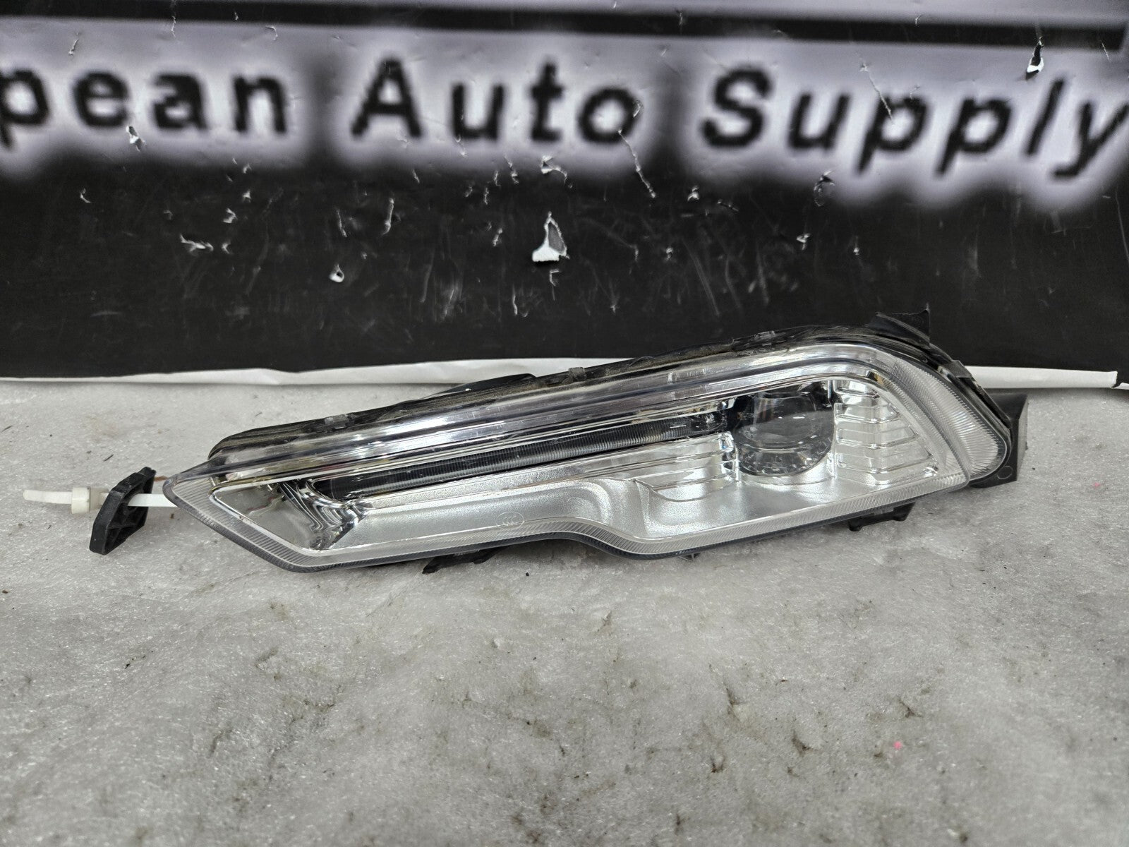 2017-2019 Ford Fusion Left Driver Side DRL LED Fog Light Lamp HS73-15A255-CD OEM