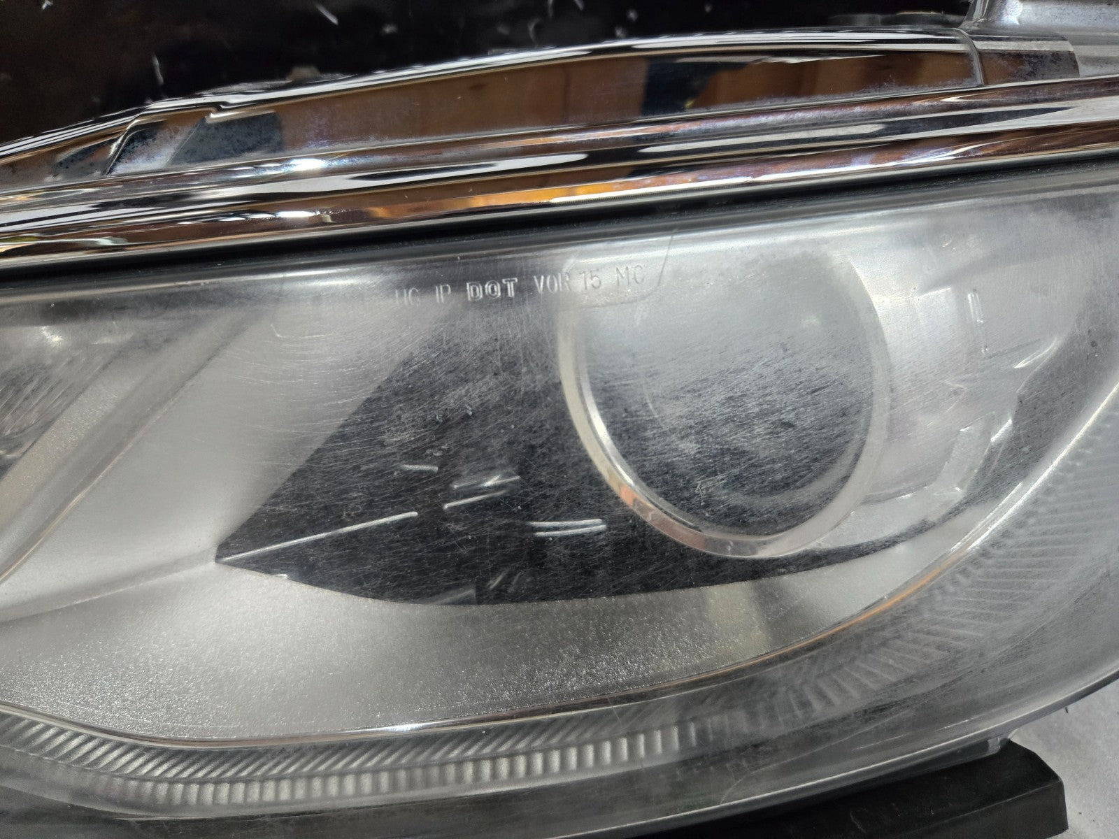 2015-2019 Lincoln MKC Left LH Driver Side Xenon HID Headlight OEM