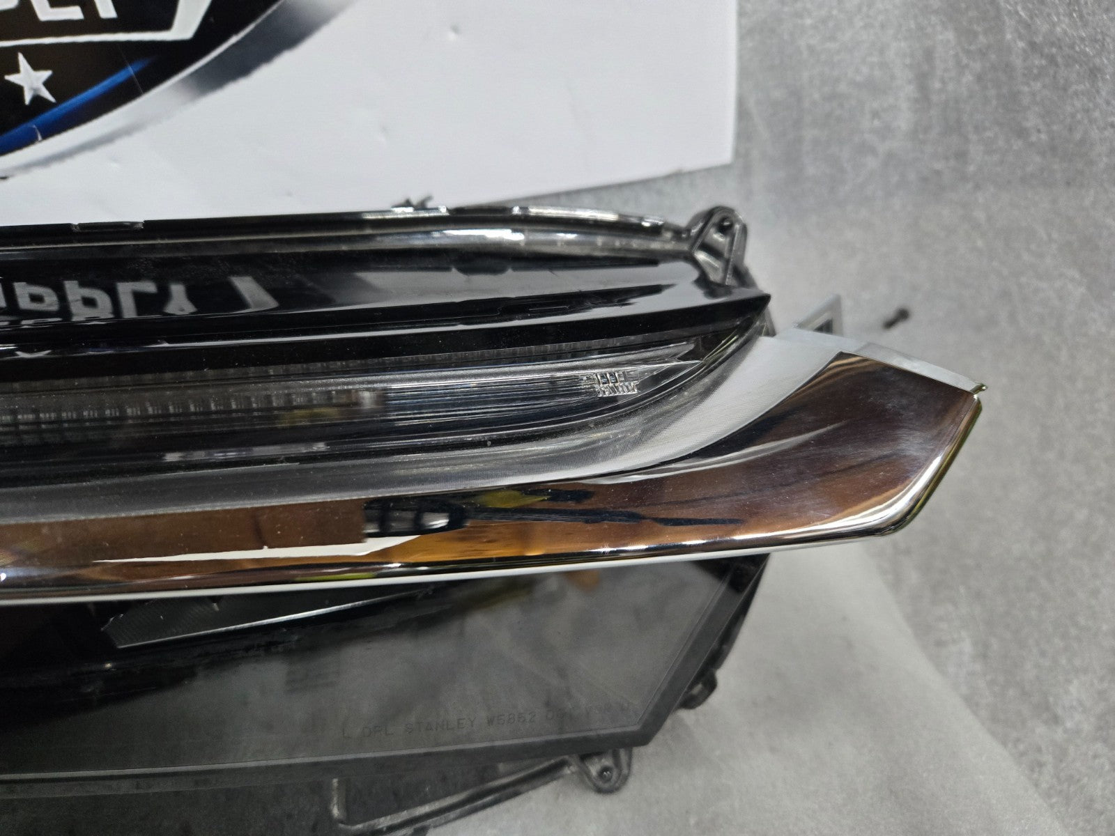 2023-2025 Honda CRV Headlight Right RH Passenger Side LED Headlight OEM *Chrome