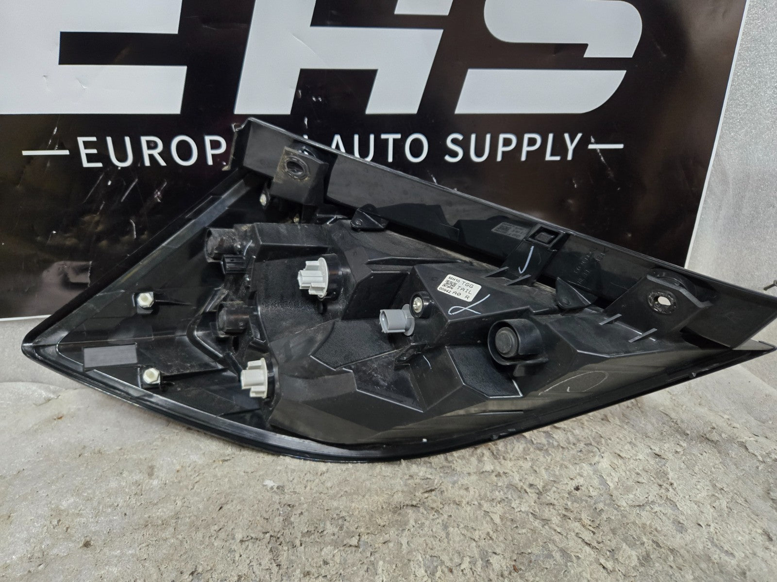 2017 2018 2019 2020 HONDA CIVIC HATCHBACK TAIL LIGHT RIGHT RH PASSENGER SIDE OEM