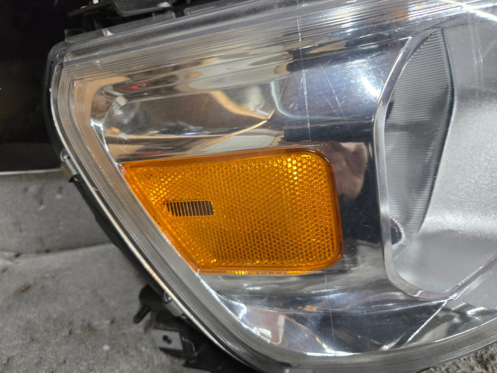 2019 2020 2021 Dodge Ram 1500 Passenger Right Halogen Headlight OEM P68316080AH