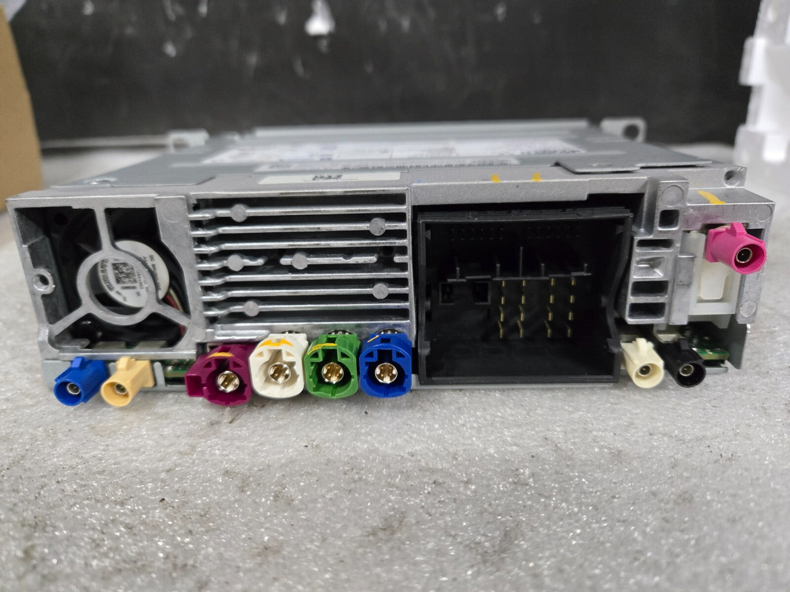 2017-2019 Alfa Romeo Giulia Satellite HD Radio Unit OEM GRG2501 OEM 68584184AA
