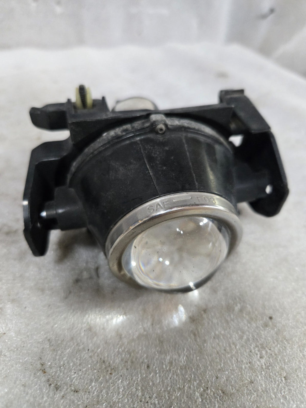 2009-2019 FORD FUSION LH DRIVER FOG LIGHT BEZEL & LIGHT LAMP 6E53-15K200-AA OEM