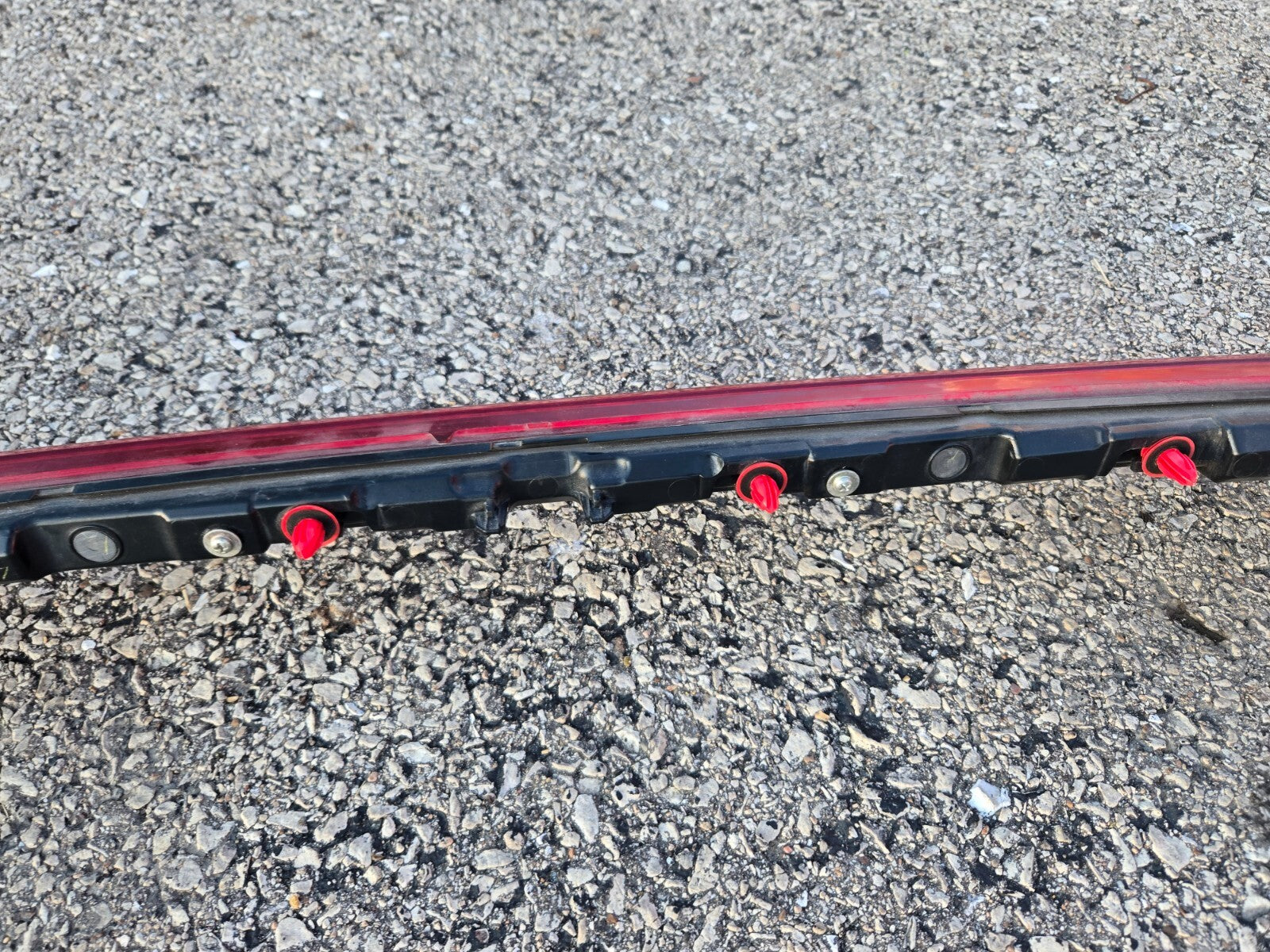 2019-2022 Lexus UX200 UX250H Tailgate Liftgate Back Center LED Taillight Bar OEM