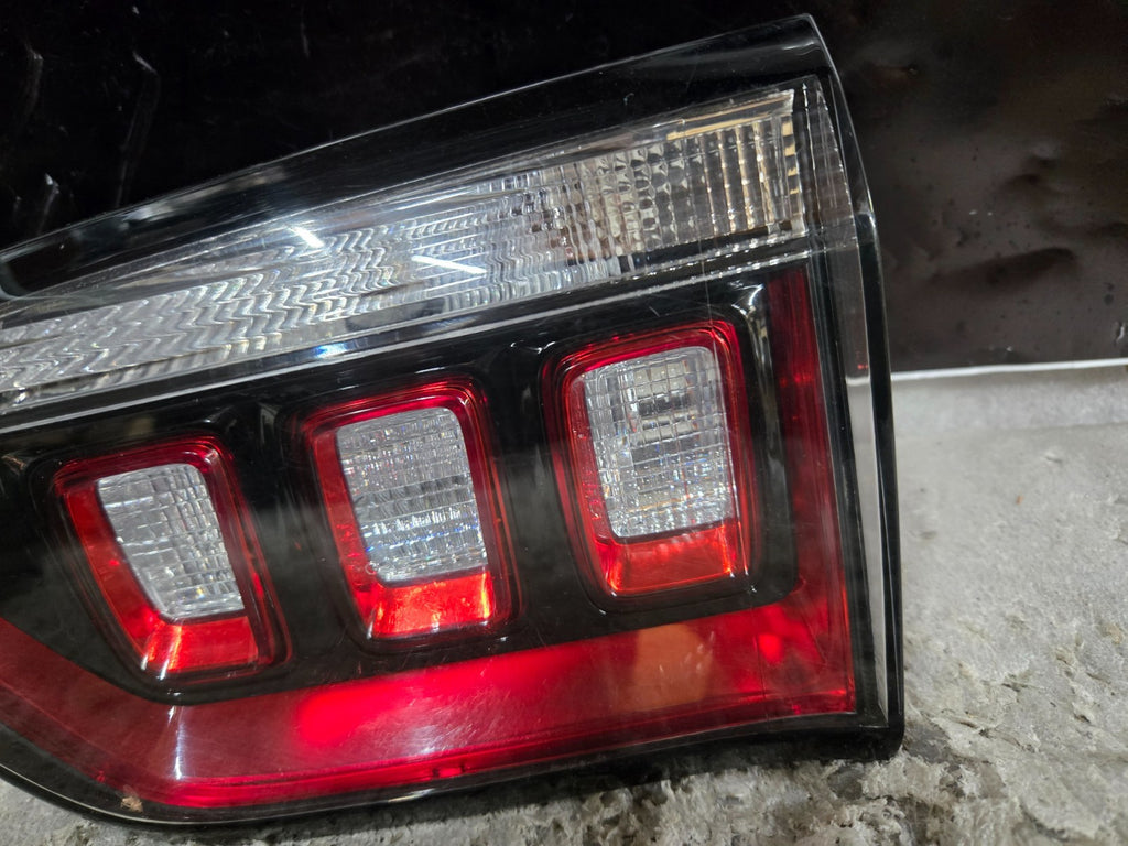 2017-2023 Jeep Compass RIGHT RH Passenger Side Halogen Taillight OEM P55112836AB