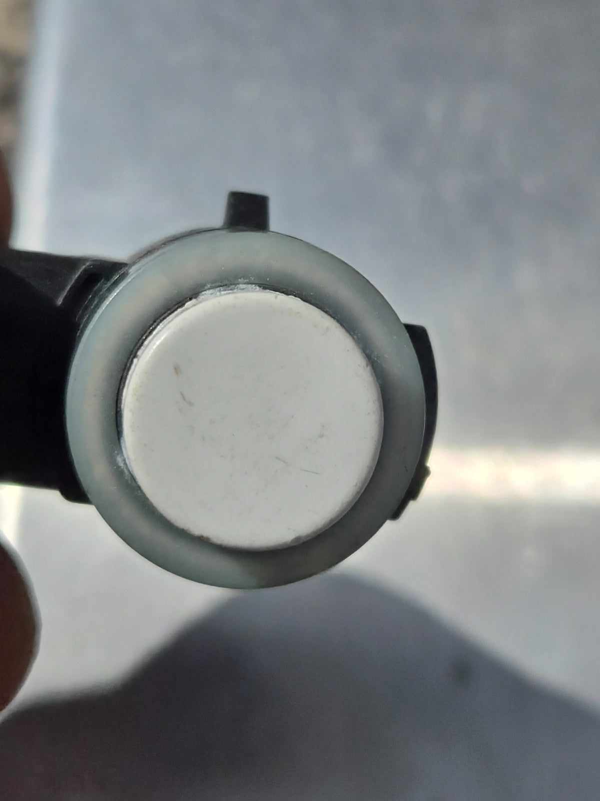 AUDI VW VOLKSWAGEN PARK SENSOR VALEO 5Q0919275B USED OEM WHITE