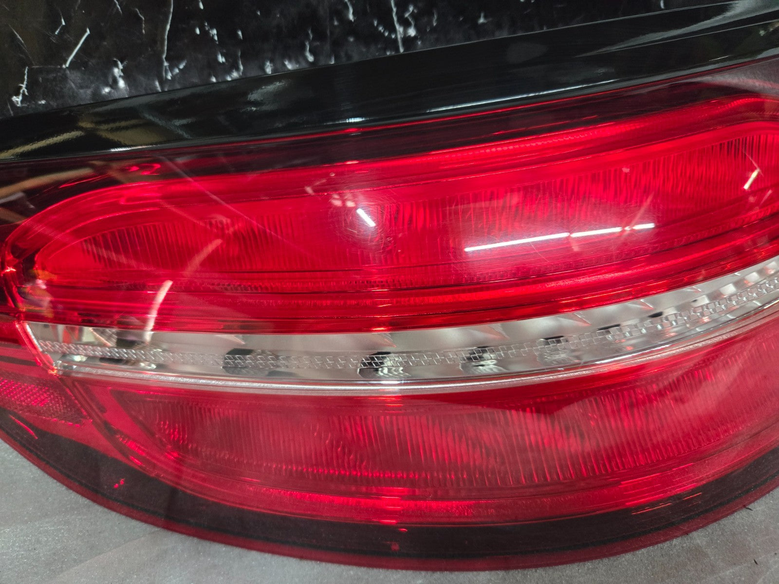 2017- 2020 MERCEDES GLC X253 COUPE REAR LEFT OUTER TAILLIGHT TAIL LIGHT LAMP OEM