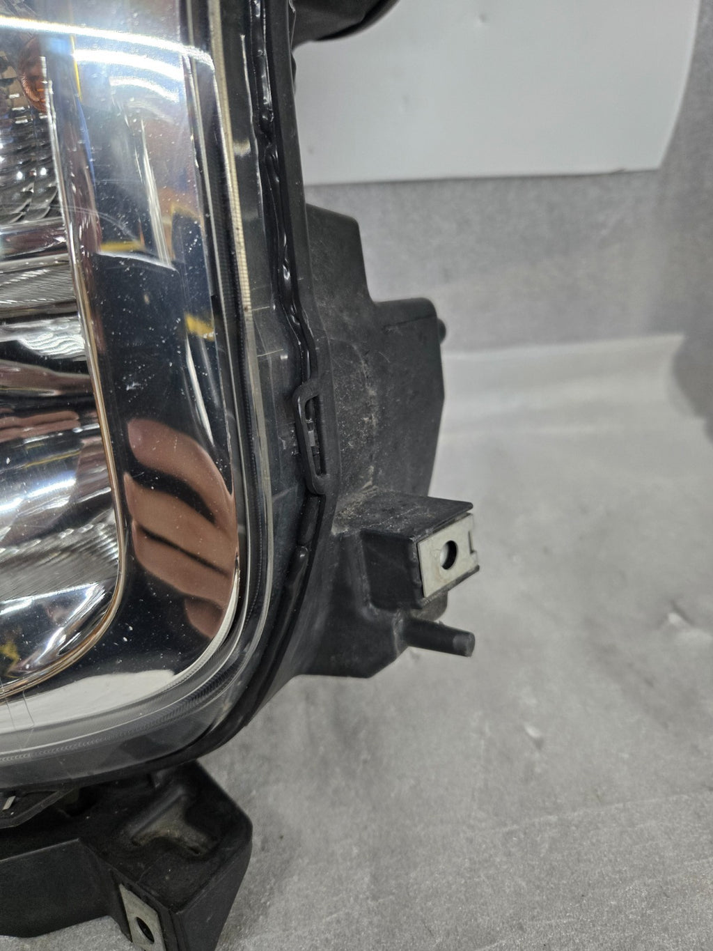 2015-2017 Ford F150 Left LH Driver Headlight Assembly FL34-13006-AU OEM