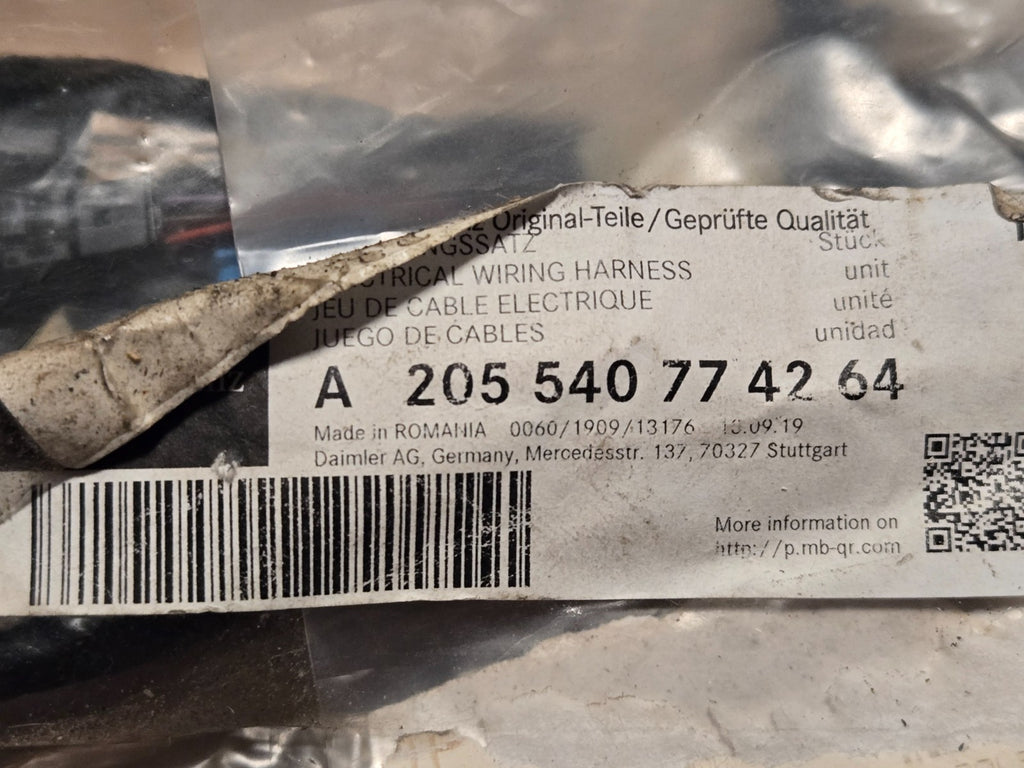 Mercedes-Benz C-Class W205 ELECTRICAL WIRING HARNESS A205540774264 NEW OEM