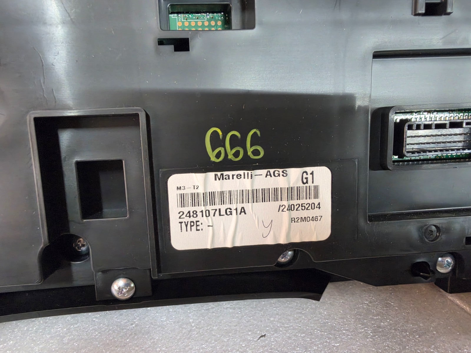 2025 NISSAN KICKS Digital Speedometer Screen Discolored OEM 248107LG1A