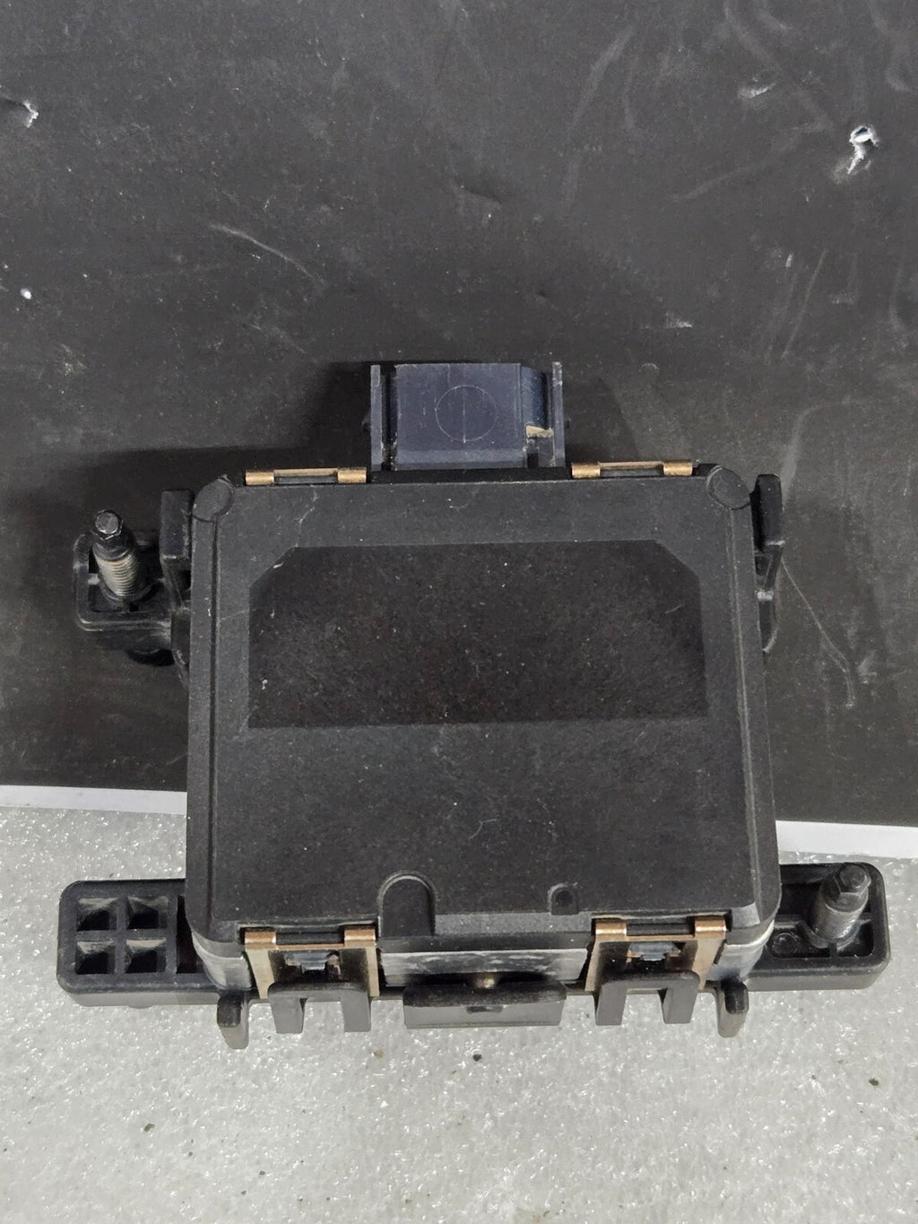 Hyundai Kona | Bosch Cruise Control Distance Sensor Module J9956-55011 OEM