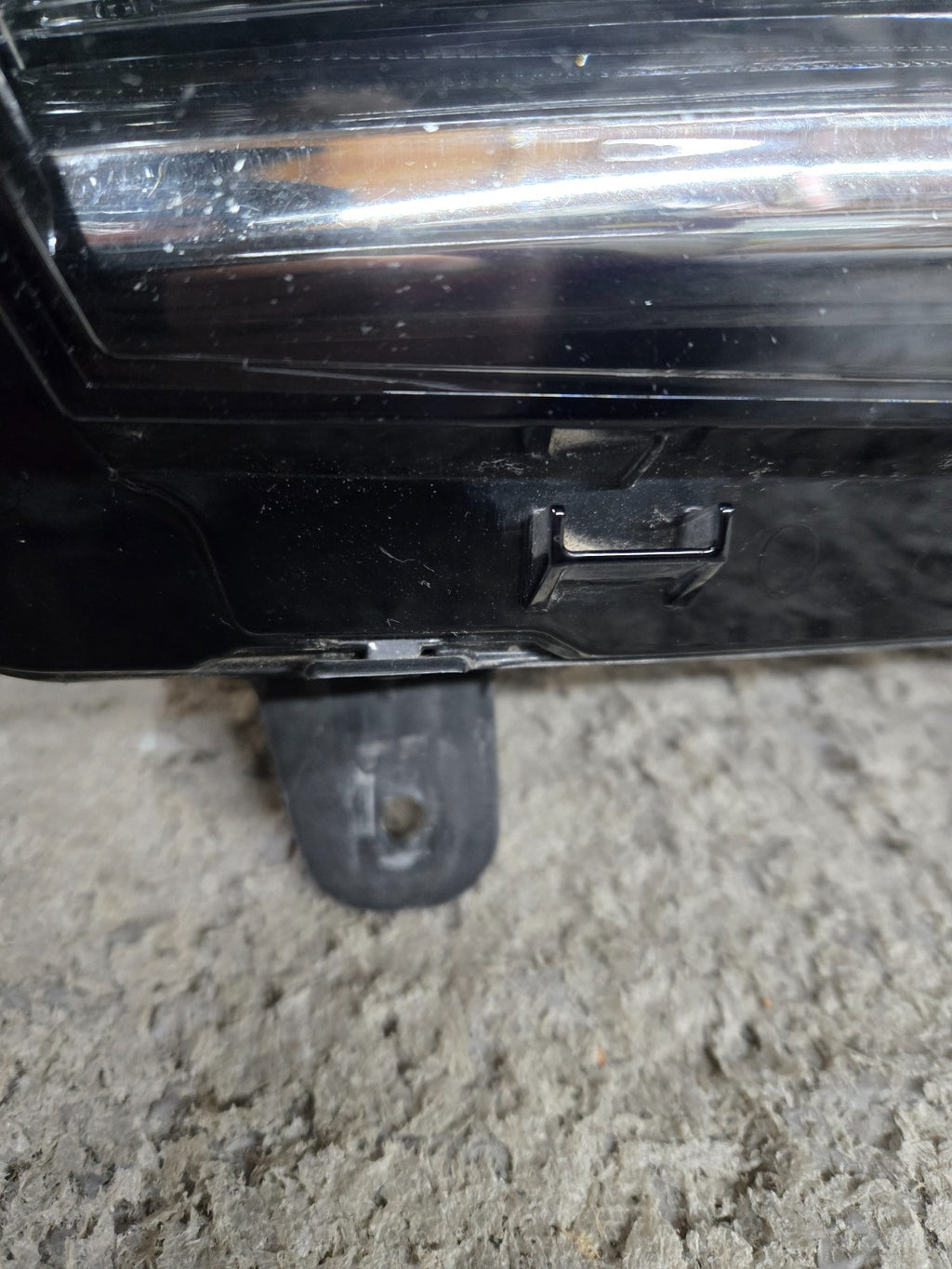 2015-2020 Cadillac Escalade LED Fog Light Left LH Driver Side OEM 84018690