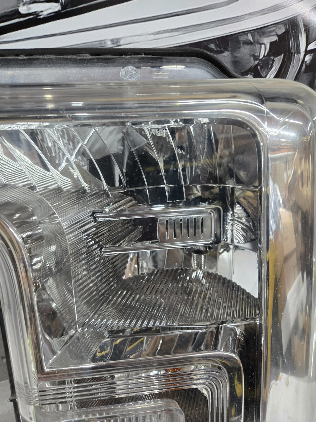 2017 2018 2019 Ford F250 F350 Left Driver Halogen OEM Headlight JC3B-13006-AC