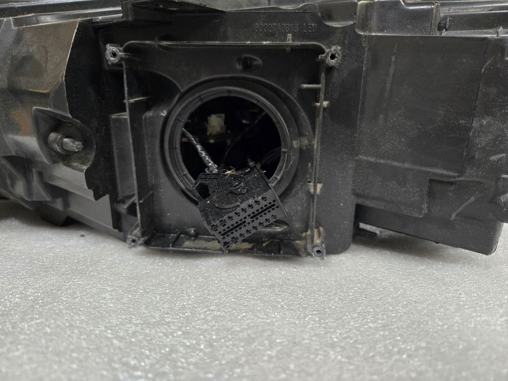 2018 2019 2020 Audi Q5 SQ5 LED Headlight Right Passenger Side RH OEM 80A941034E