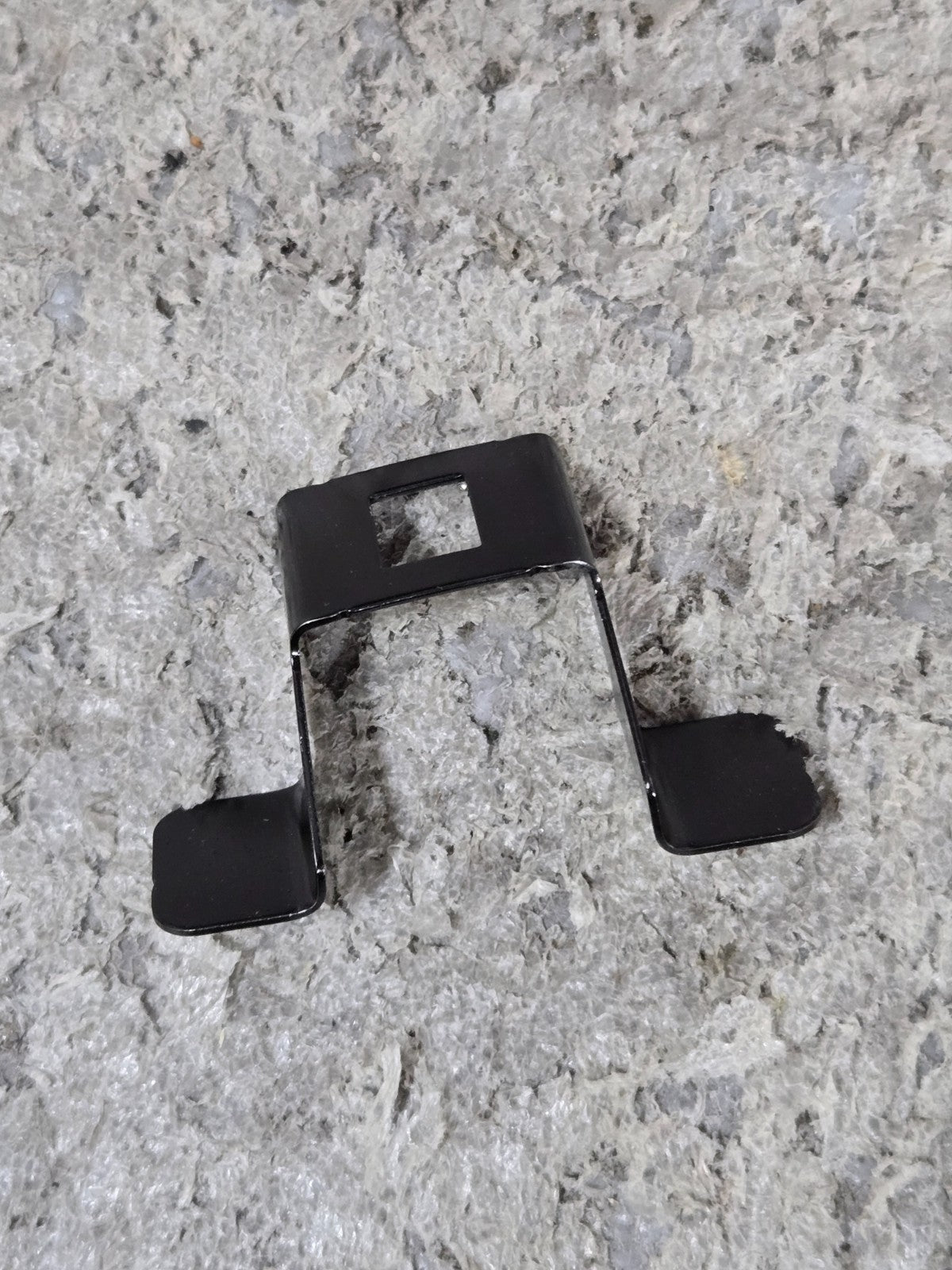 Genuine GM Passenger Side Front Fender Front Bracket 22780633 NEW