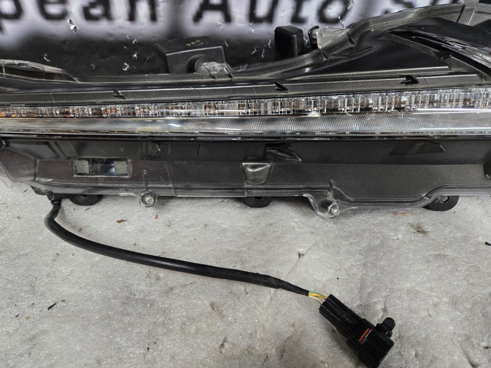 2015 2016 2017 2018 2019 Lexus NX200t NX300h Right RH LED Foglight DRL OEM