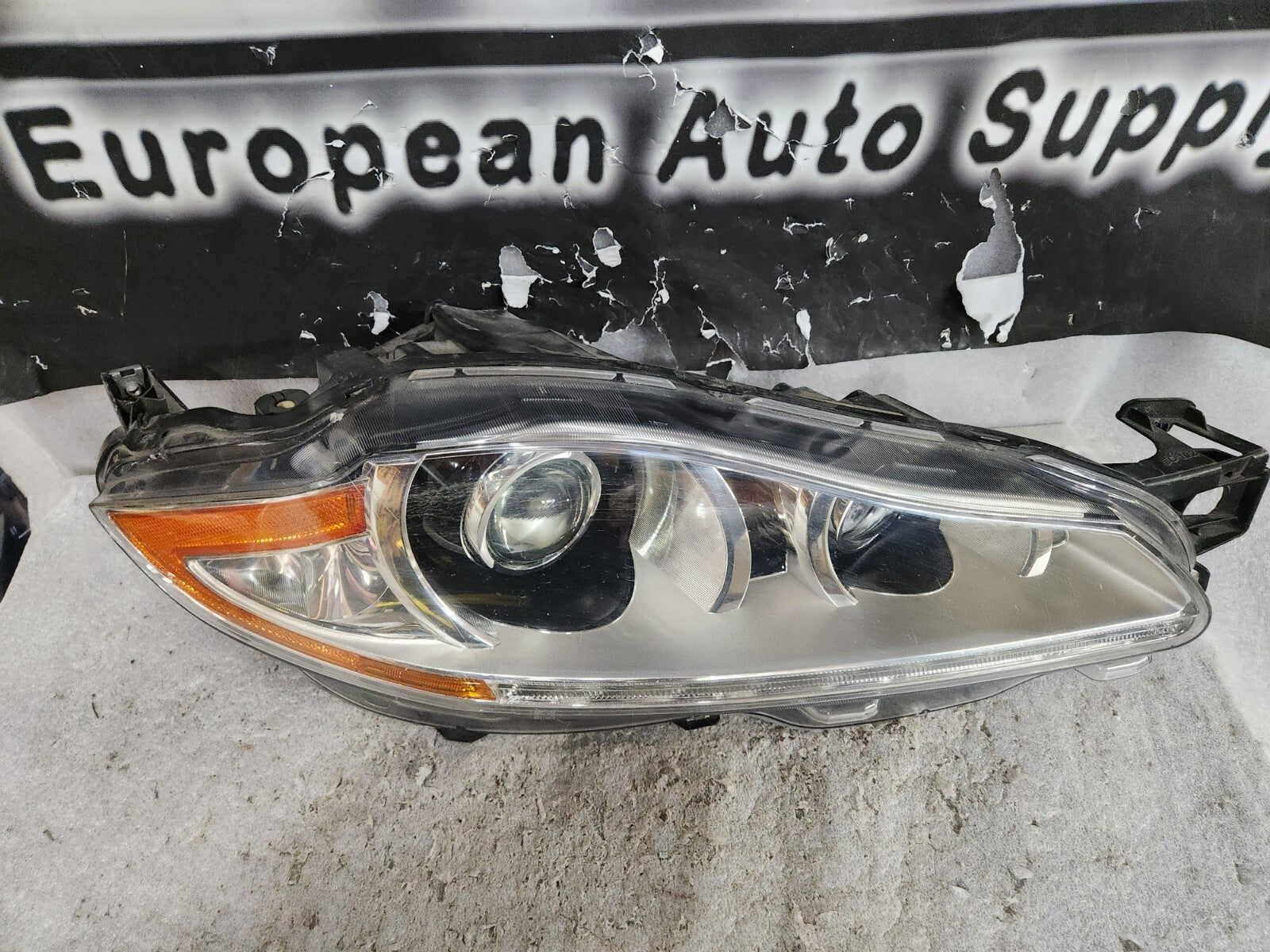 2010-2015 Jaguar XJ X351 Right Passenger Side HID Headlight Xenon AFS OEM