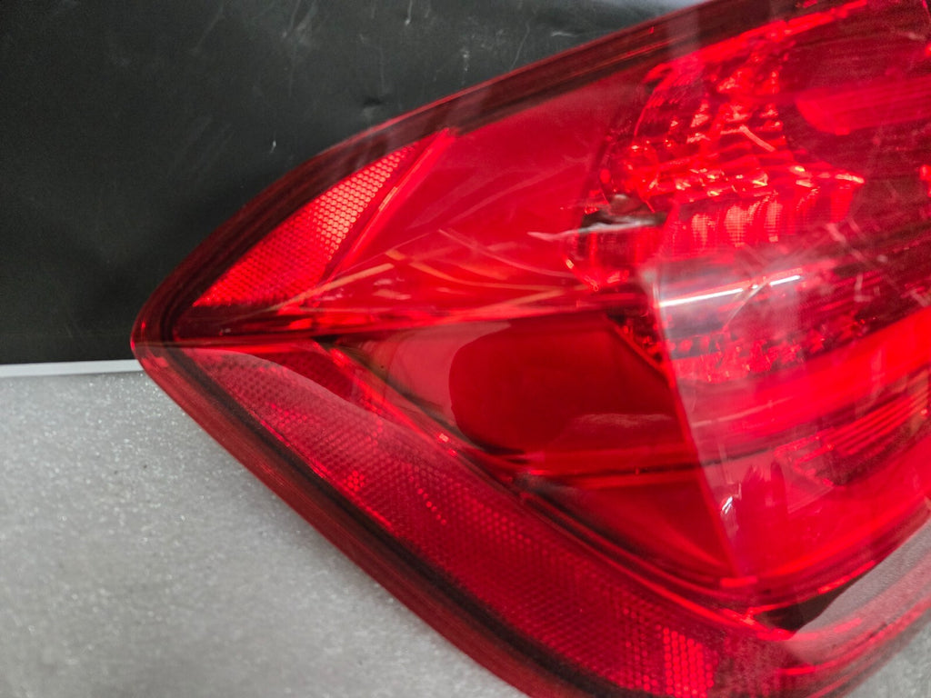 2012-2015 BMW F30 Tail Light Left LH Driver Side Outer 63217259895 OEM
