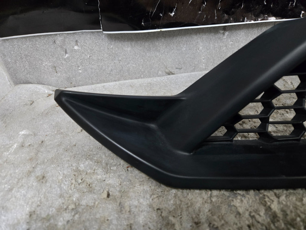 2017-2019 LAMBORGHINI HURACAN LP640-4 REAR BUMPER VENT GRILLE LH DRIVER OEM