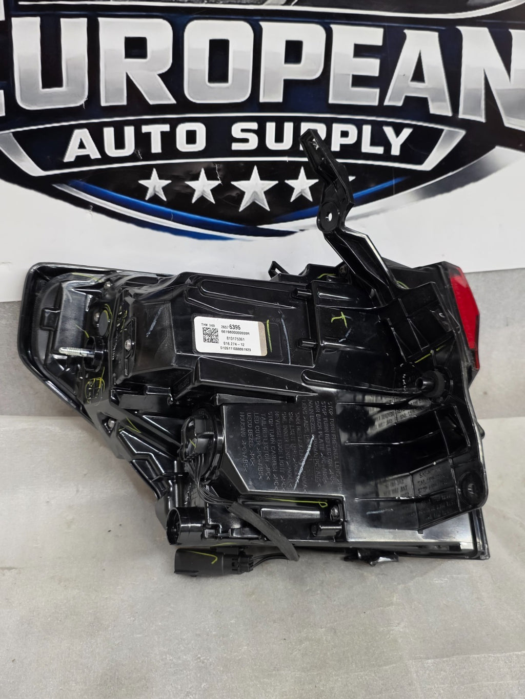 2025-2026 GMC Terrain Passenger Right RH LED Tail Light OEM 26576395