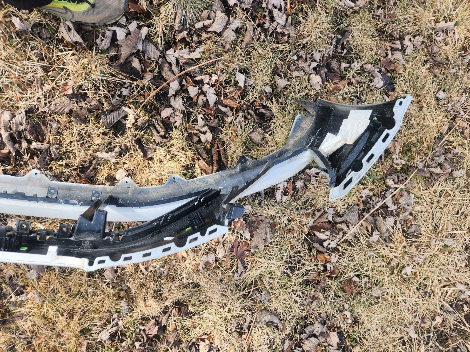 2020 2021 2022 BENTLEY CONTINENTAL GT COUPE FRONT BUMPER COVER OEM 3SD807437